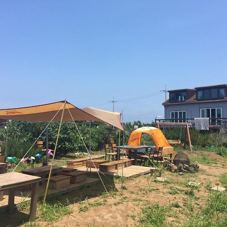 Warang Guesthouse Jeju Eksteriør billede
