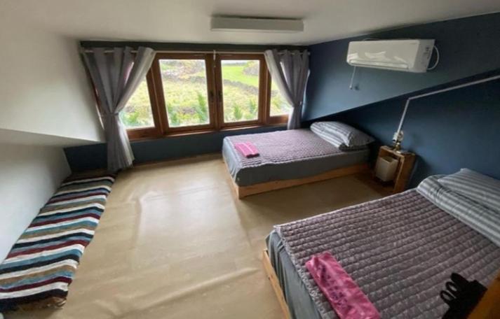 Warang Guesthouse Jeju Eksteriør billede