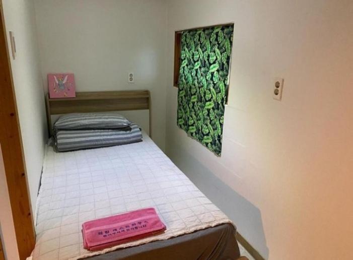 Warang Guesthouse Jeju Eksteriør billede