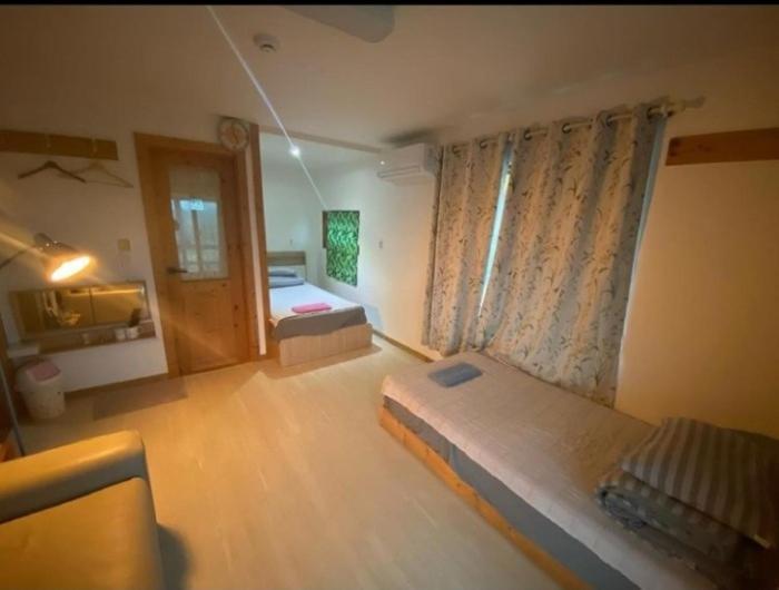 Warang Guesthouse Jeju Eksteriør billede